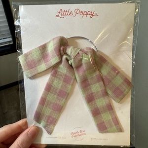 New little poppy co scrunchie bow